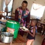Alimentación anual de 33.000 o más personas en todo el mundo